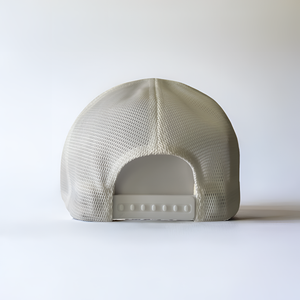 iAMINOS classic hat showcasing timeless style and premium craftsmanship for a sophisticated look